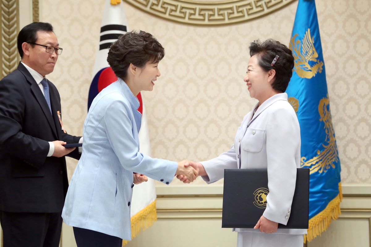 (주)오토젠 이연배 대표, 동탑산업훈장 수훈
2014대한민국 중소기업인대회장 영득 화제