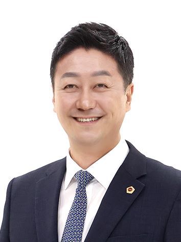 김진경 경기도의회 의장, 자치발전 대상 영예