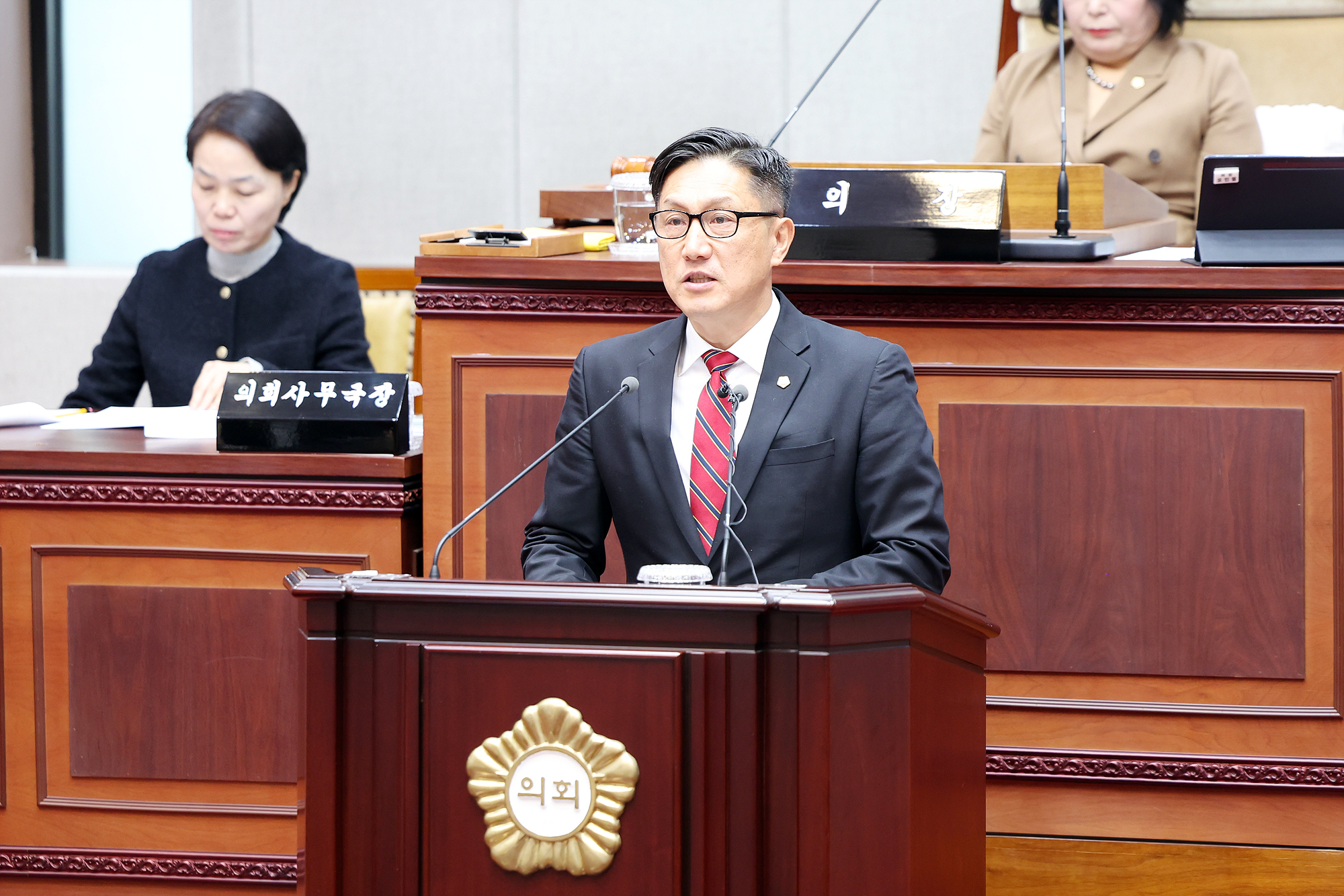 이건섭 의원 “장밋빛 청사진 뒤, 시흥시정은 구조적 위기”