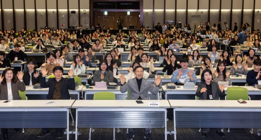 신규 교사 4천 명, 교직 첫걸음 함께 뗐다
