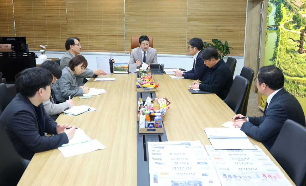 김진경 의장, 과천 경마장 도내 이전 관철 점검