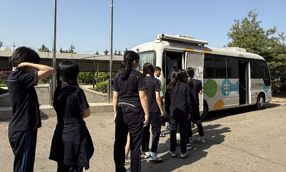 시흥시, 중학생 1,900명 결핵 이동검진 실시