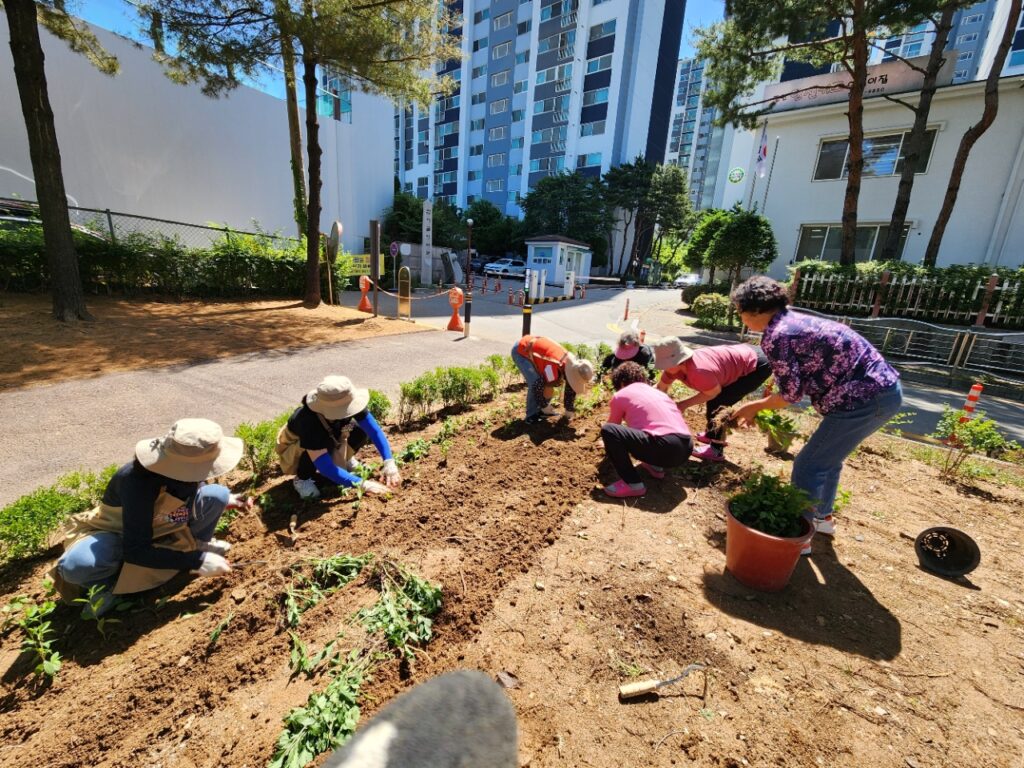 장곡동·배곧1동, 주민 참여로 녹색공동체·이웃돌봄 문화 확산