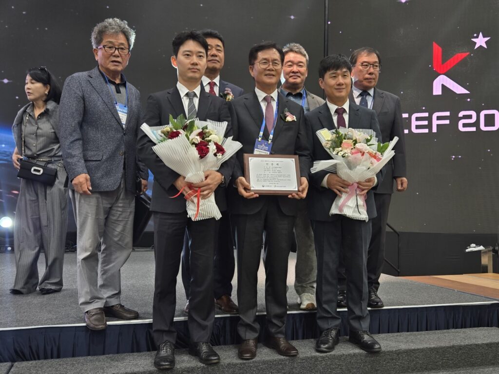 ㈜마팔하이테코 박주석 대표, ‘산단명문가’ 인증패 수상